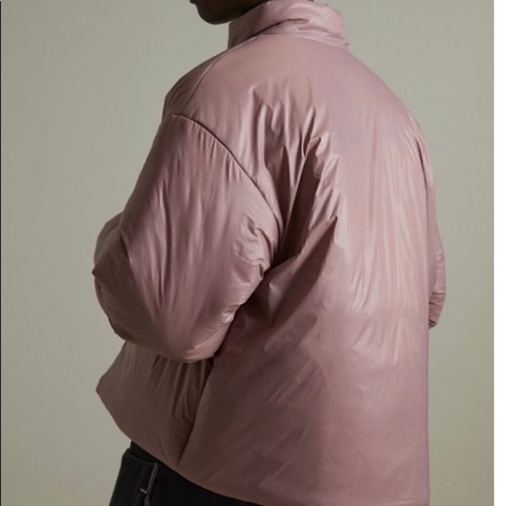Standard Cloth Channeless puffer jacket - Picture 5 of 6